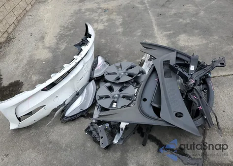 2023 Tesla Model 3 from USA, damaged, VIN 5YJ3E1EB8PF454894